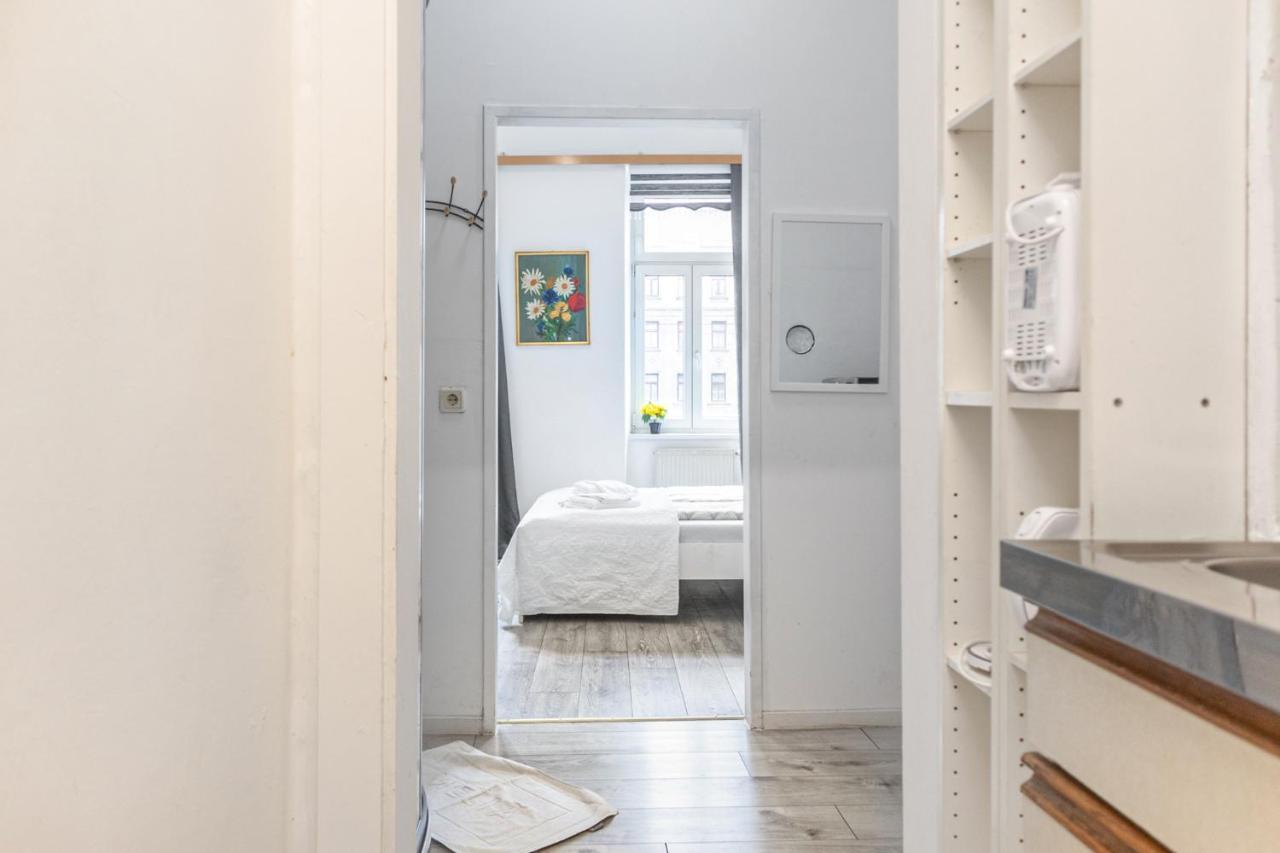Pleasant 1Br Aprt. Near The Danube & Millenium T. Apartment เวียนนา ภายนอก รูปภาพ