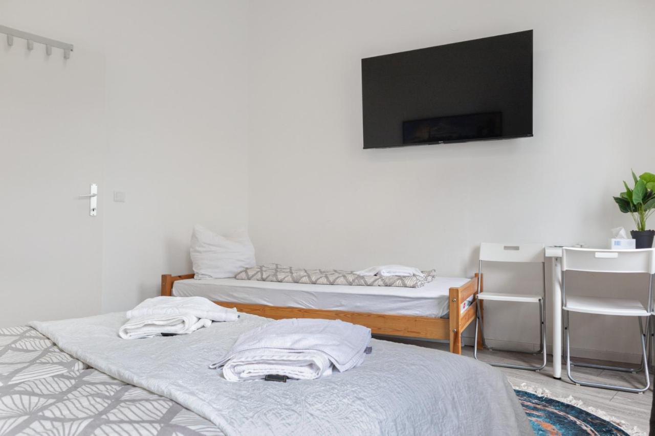 Pleasant 1Br Aprt. Near The Danube & Millenium T. Apartment เวียนนา ภายนอก รูปภาพ
